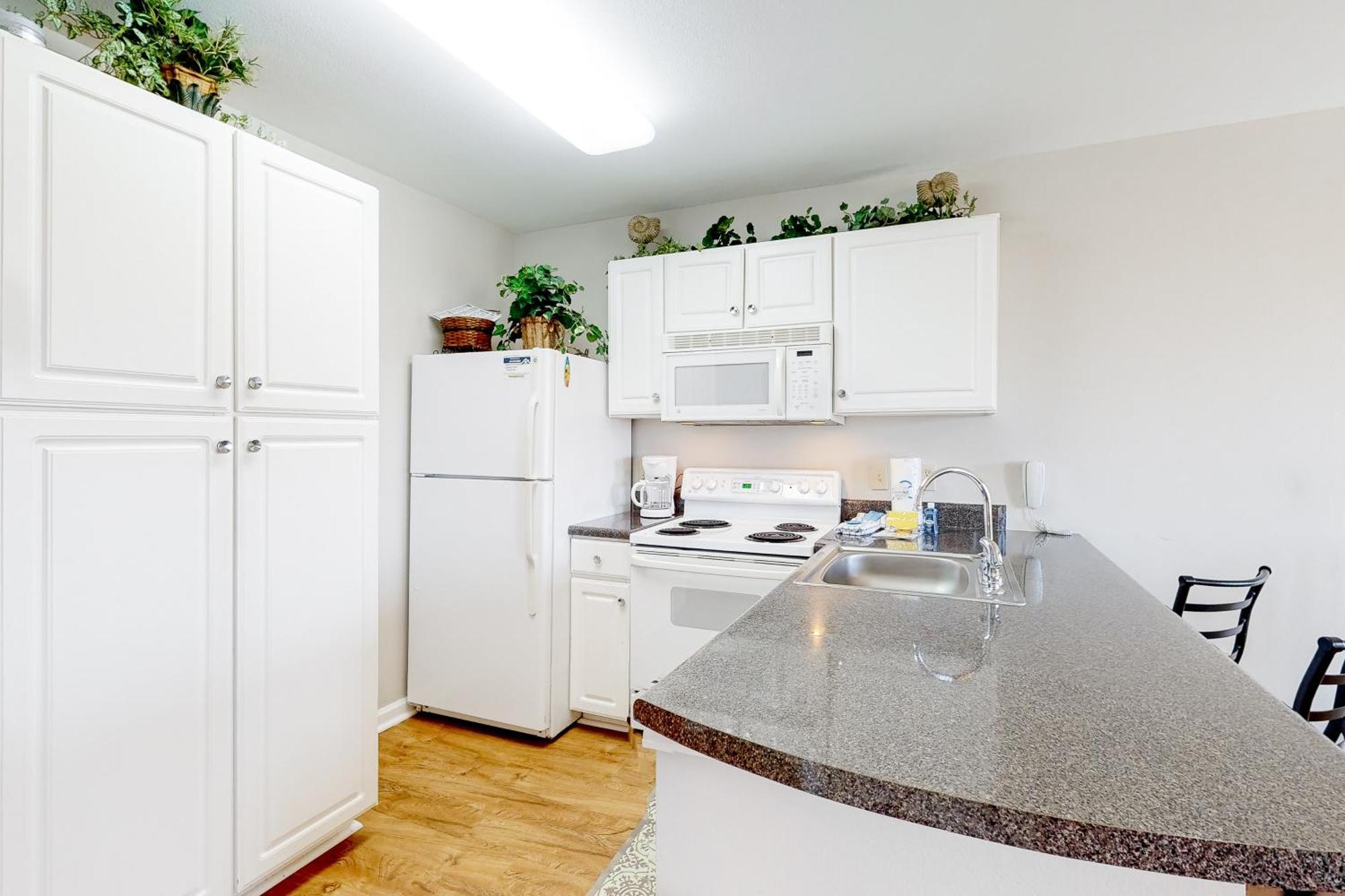 Grande Caribbean Apartment Orange Beach Room photo